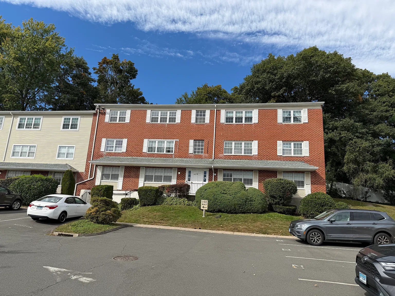 50 Greenhouse Rd — Photo 1