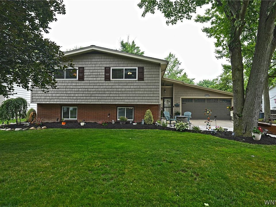 1st image of 306 Robin Hill Dr