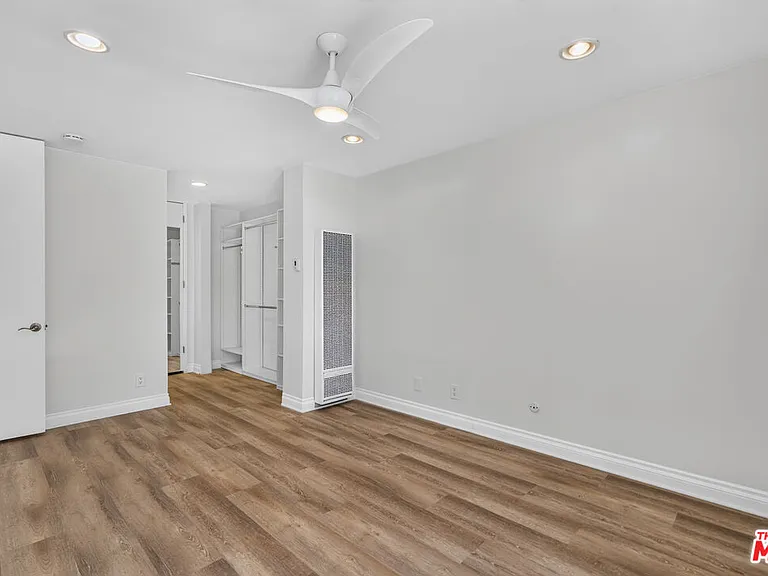 6305 Green Valley Cir #115 — Photo 13
