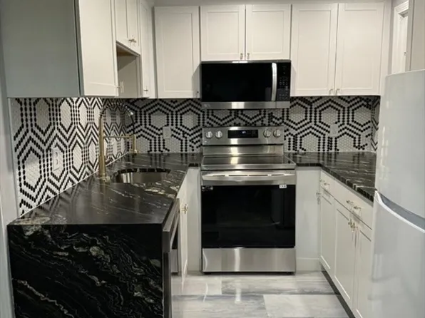 135 W Main St #39, Barnstable, MA 02630