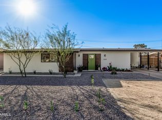 2324 N 40th St, Phoenix, AZ 85008