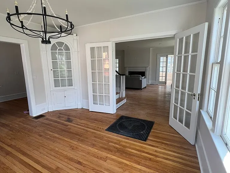 321 Union St — Photo 10