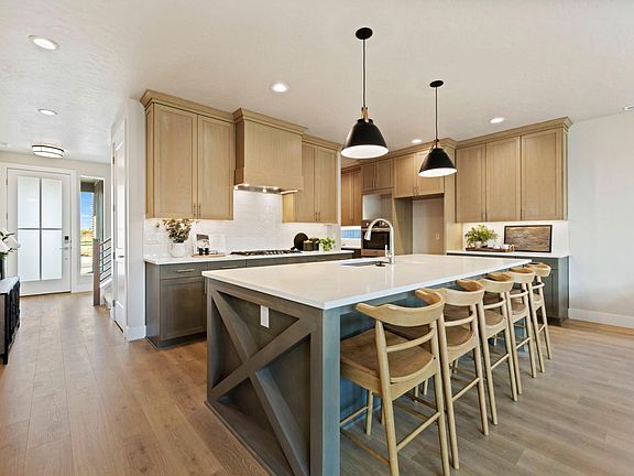 7th image of this home
