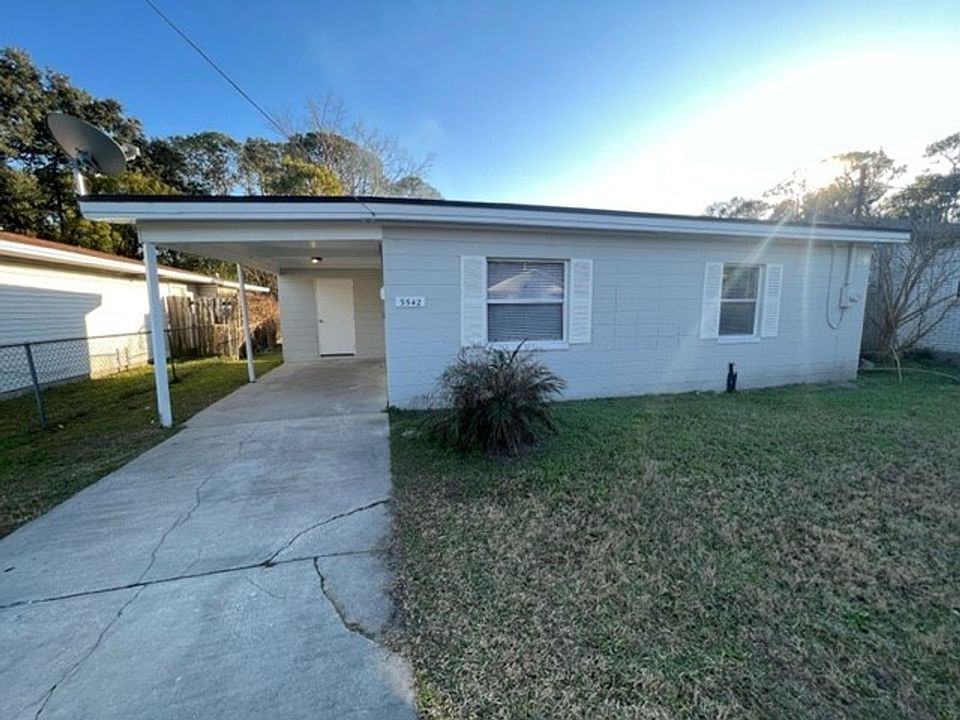 1st image of 3542 Drexel St