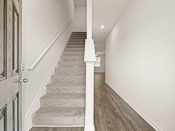 2nd image of 926 Quaint Parish Circle