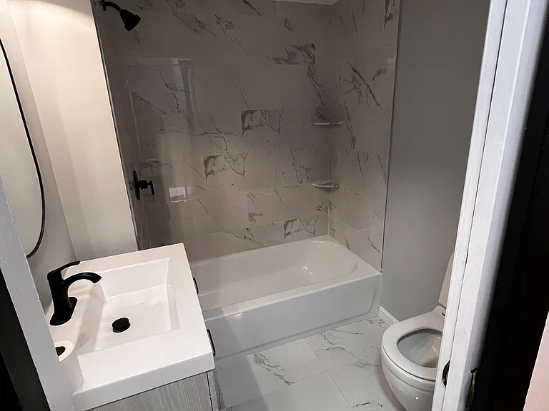 46 Grove St #1A — Photo 11
