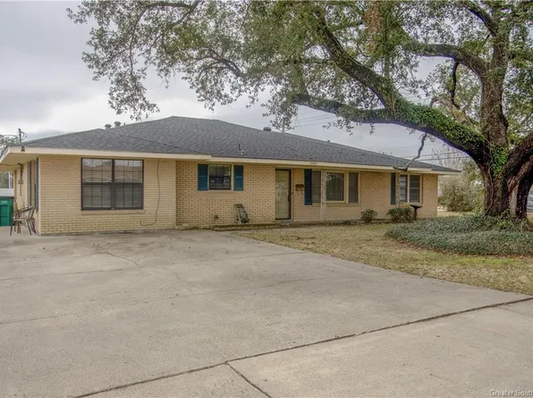 1041 Elizabeth St, Westlake, LA 70669