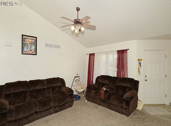 5th image of 3208 Crazy Horse Dr