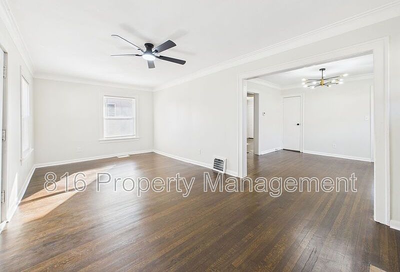 1st image of 4542 Chestnut Ave