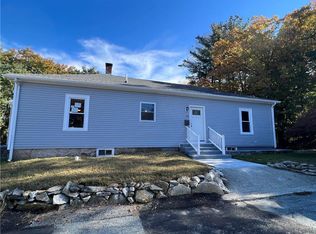 100 Bradley St, Woonsocket, RI 02895