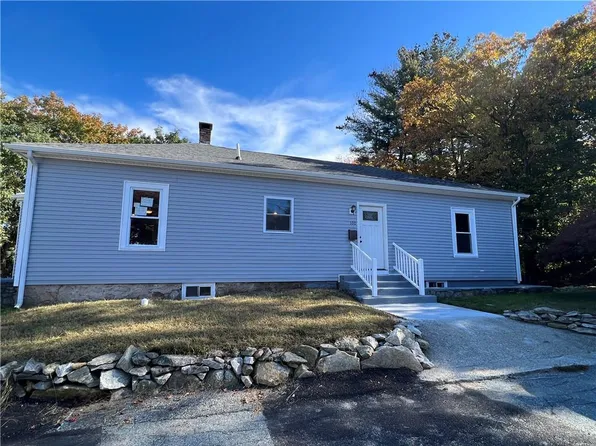 100 Bradley St, Woonsocket, RI 02895
