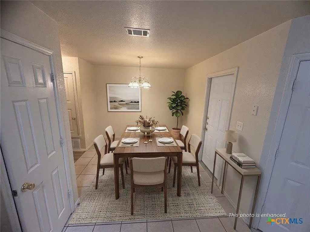 3 bed, 1295 sqft, $1,200 — Photo 4