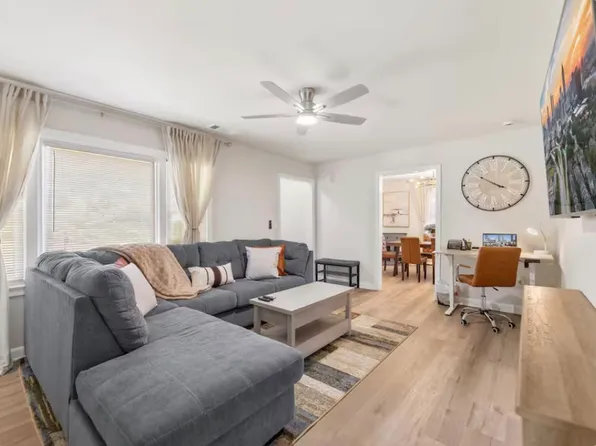 1692 S Olympian Way SW, Atlanta, GA 30310