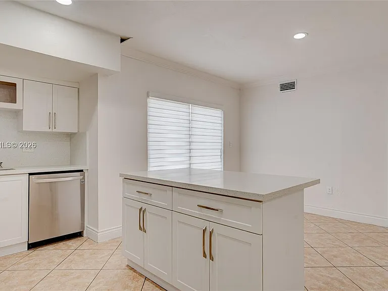 2953 SW 23rd St #55 — Photo 20