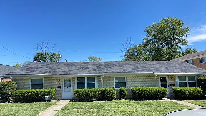 1 bed, 1.0 bath, 600 sqft, $825 — Photo 2