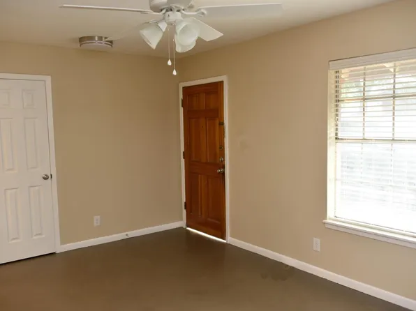 8512 Dryfield Dr #1, Austin, TX 78758