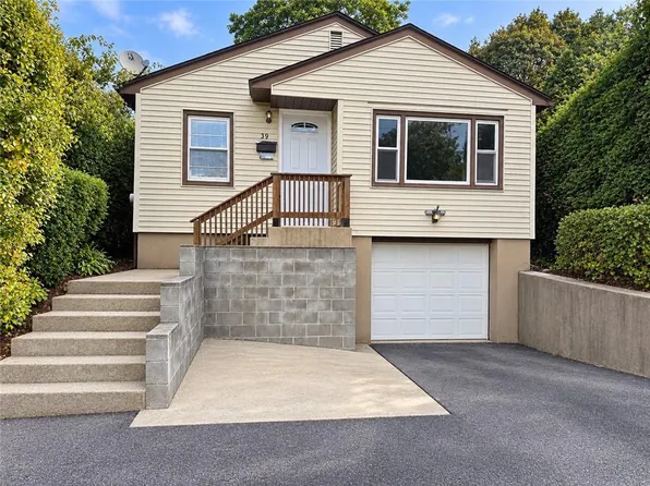 39 Standish Ave, Providence, RI 02908