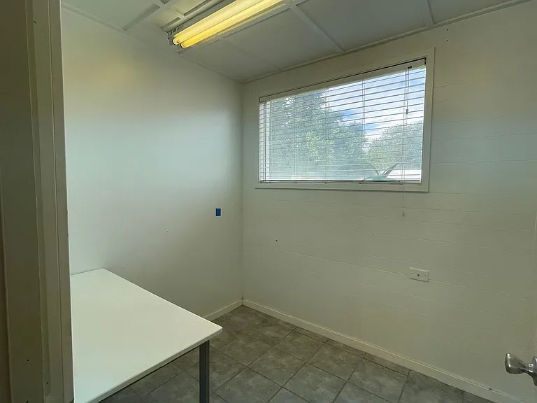 312 S Kellogg St #B — Photo 9