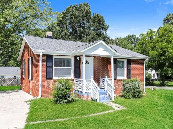 630 Lincoln St, Burlington, NC 27217