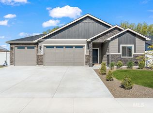 3816 Palisade Ave, Caldwell, ID 83605