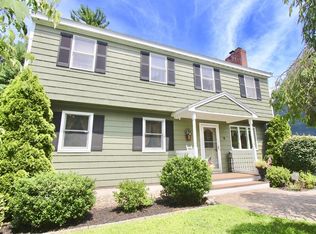 9 Circuit Dr, Rowley, MA 01969