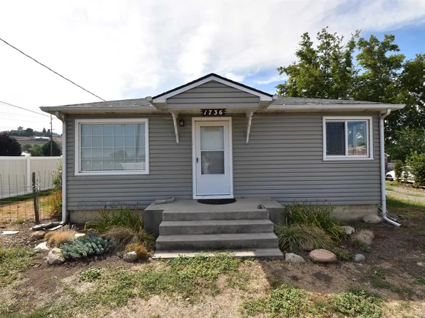 1736 13th St, Clarkston, WA 99403