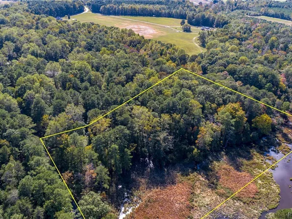 4 Dirt Bridge Rd Lot 4, Topping, VA 23169