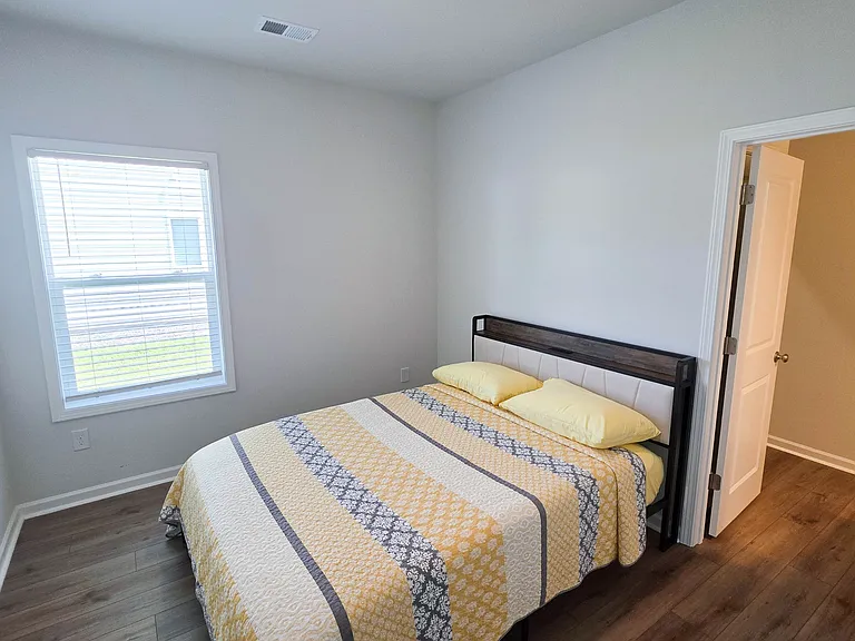 427 McGarry Dr — Photo 11