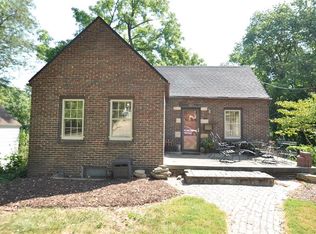 103 Lincoln Place Dr, Des Moines, IA 50312