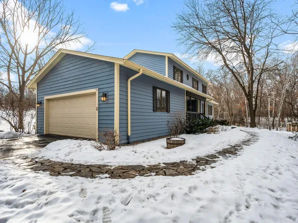 10445 Akron Ave, Inver Grove Heights, MN 55077