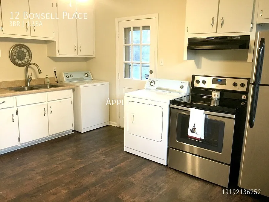 12 Bonsell Place - Available Now! — Photo 3