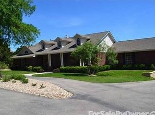 303 Twin Springs Rd, Georgetown, TX 78633