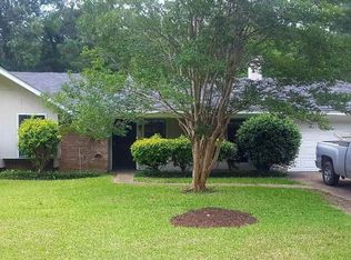2415 Oak Grove Ln, Jackson, MS 39212