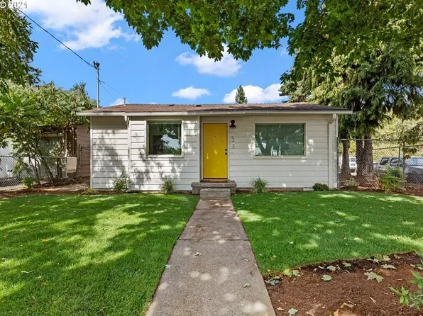 11643 E Burnside St, Portland, OR 97216