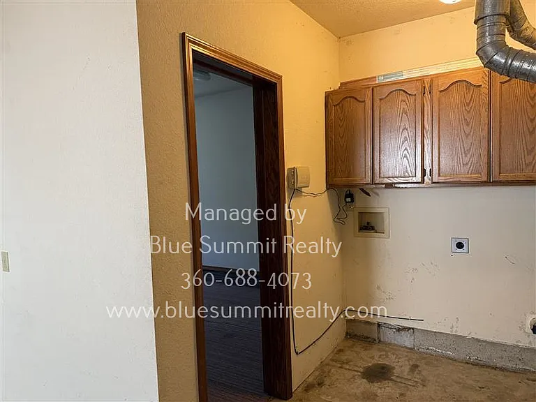 1709 Easthill Pl NW — Photo 16