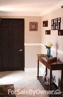 Foyer : Welcoming to your new home!