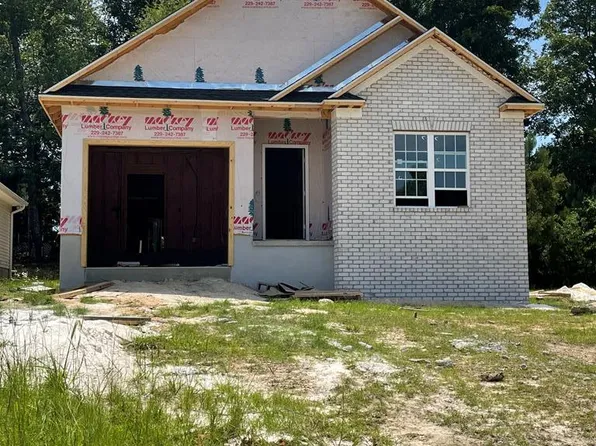 114 Huntington Pointe Dr, Thomasville, GA 31757