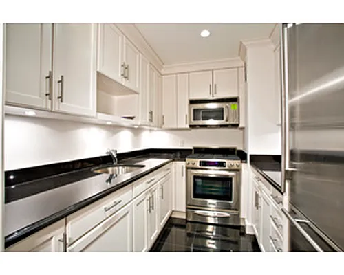 Rented by Dermer Real Estate | media 13