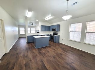 2004 Helmoken Falls Dr, Anna, TX 75409