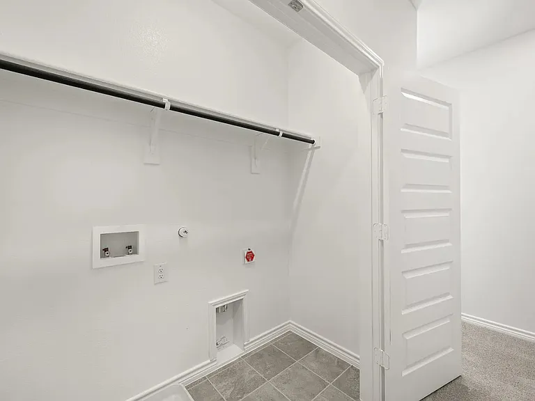 402 Saddle Ct #402 — Photo 24