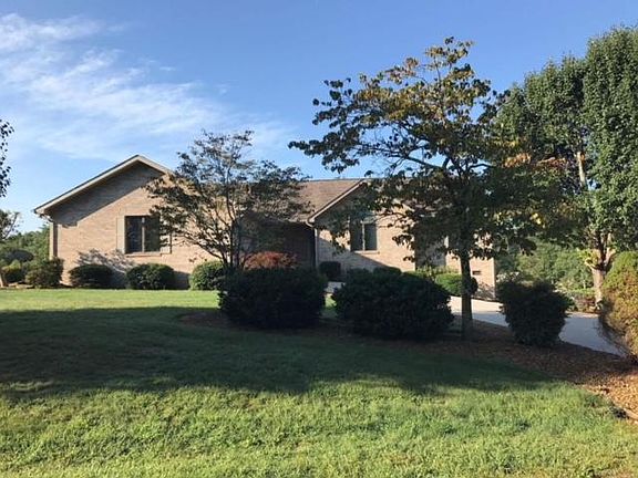 2nd image of 61 Flamingo Dr