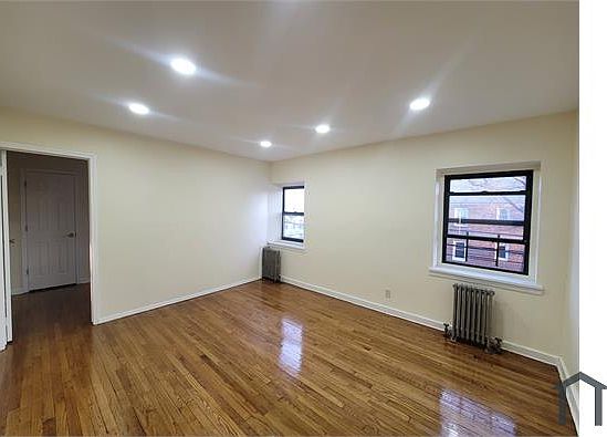 5th image of 365 Schley St APT A7