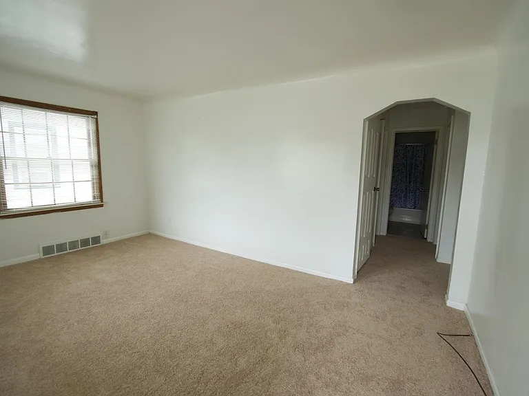 13508 Pullman St — Photo 8