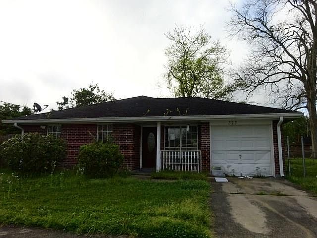 1st image of 323 Trailsway Dr