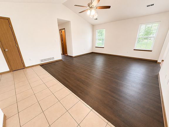 5th image of 1705 Citadel Dr