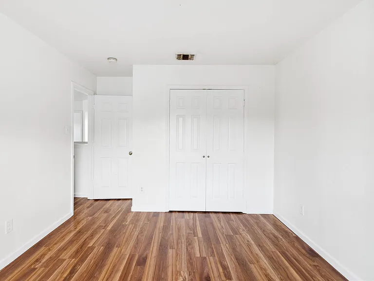 7938 Chatham Springs Ln — Photo 17