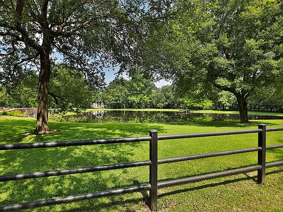 4th image of 12126 Zion Rd