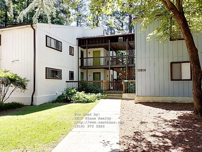 654 Pine Ridge Pl — Photo 2