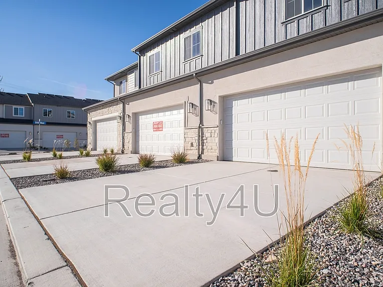 3545 Hardman Way #1 — Photo 20