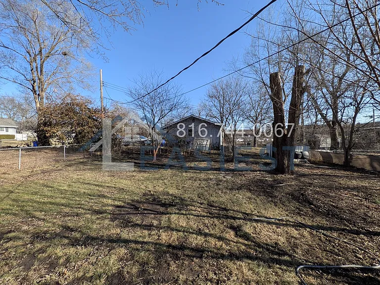 709 SE Green St — Photo 20
